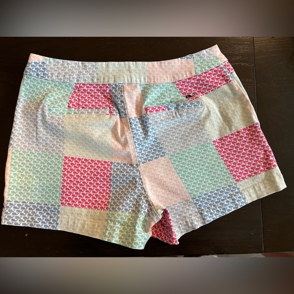 Vineyard Vines For Target Patchwork Whale Print Shorts - Size 6 - Picture 3 of 4